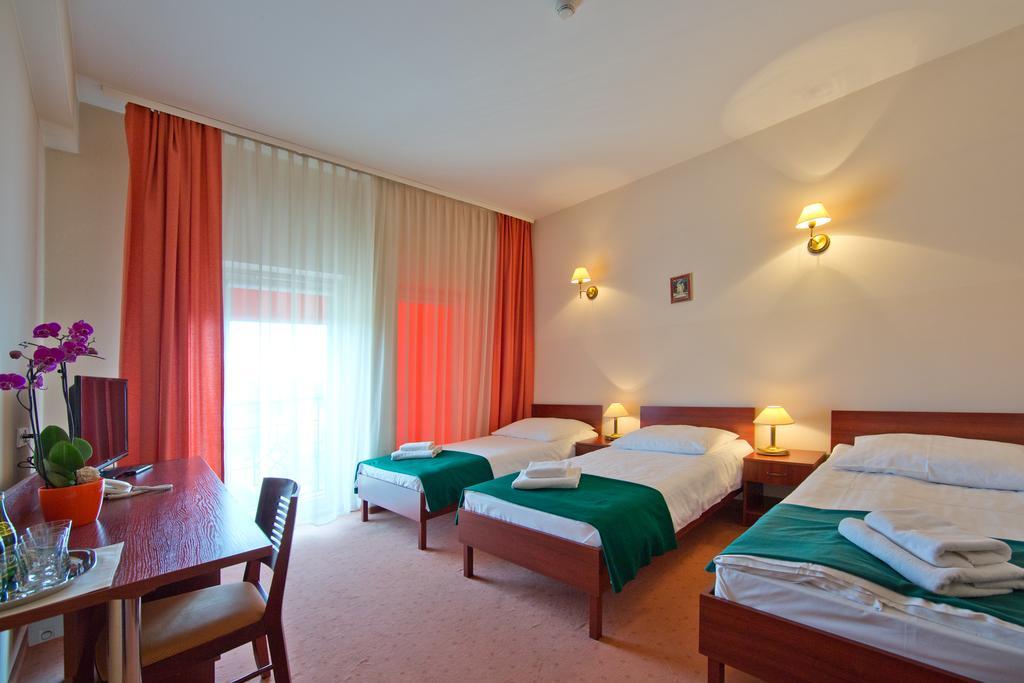Hotel Kameralny Κίελτσε Δωμάτιο φωτογραφία