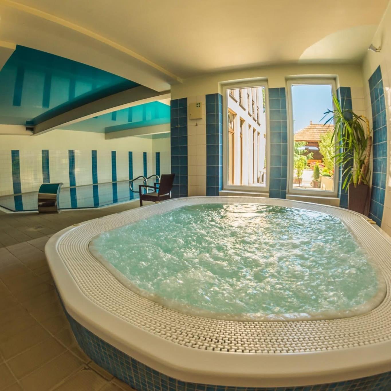 Hotel Kameralny Κίελτσε Εξωτερικό φωτογραφία