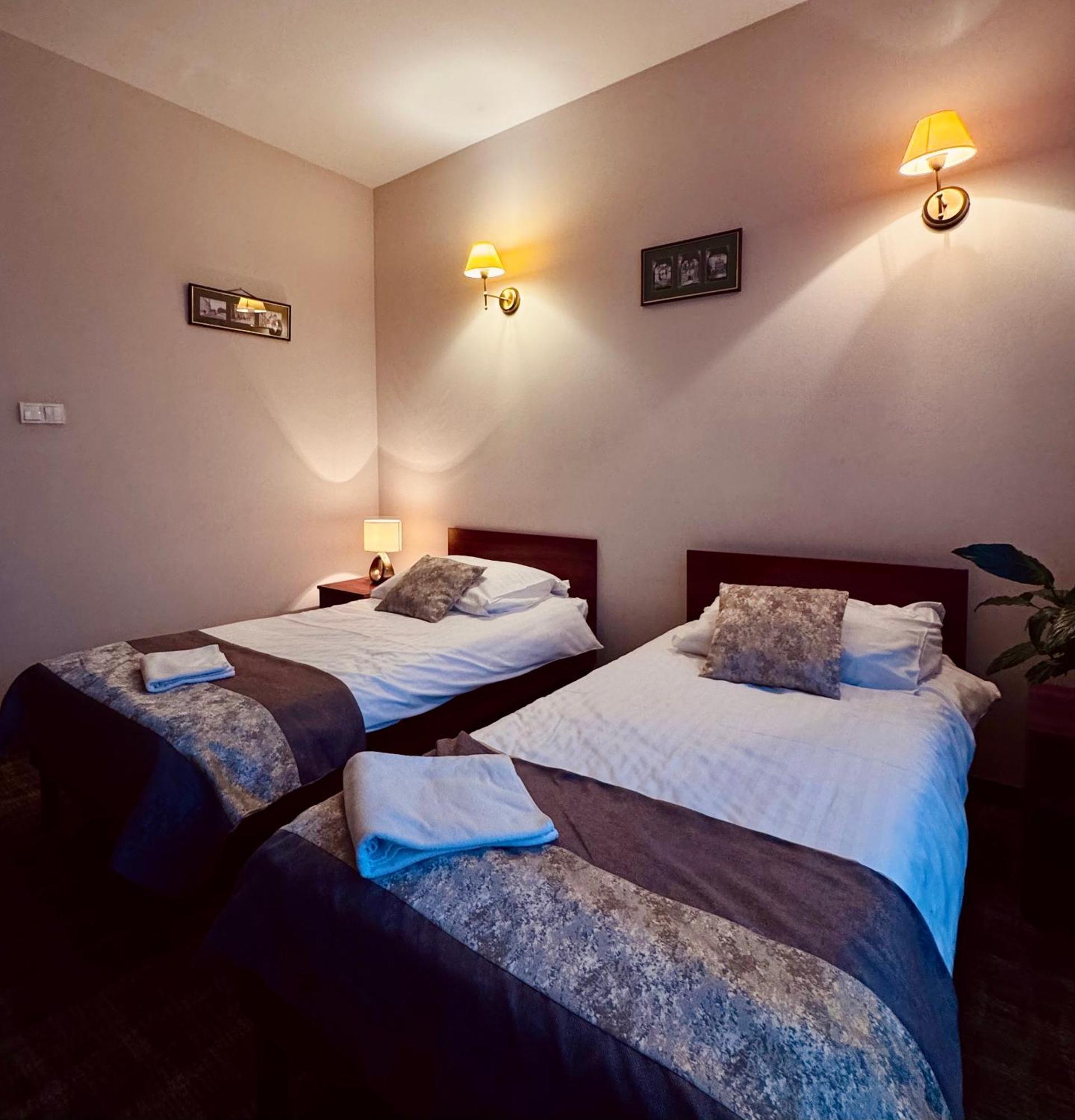 Hotel Kameralny Κίελτσε Εξωτερικό φωτογραφία