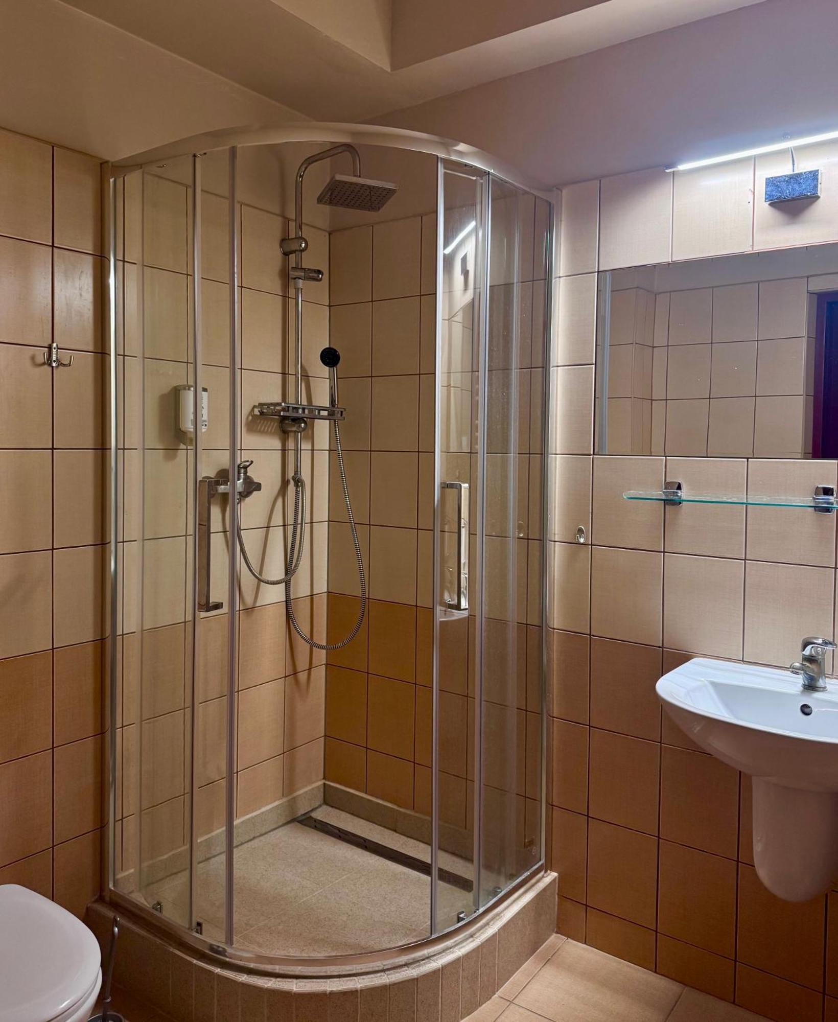 Hotel Kameralny Κίελτσε Εξωτερικό φωτογραφία