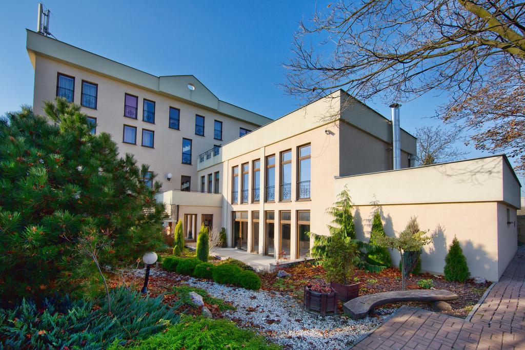 Hotel Kameralny Κίελτσε Εξωτερικό φωτογραφία